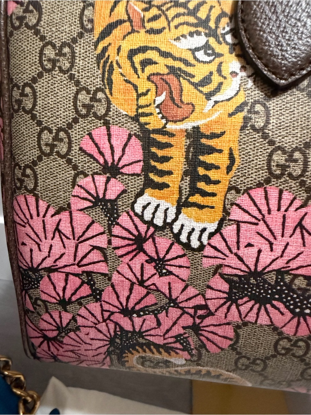 Limited Edition Gucci Supreme Bengal medium monogram BNNB❌❌SOLD❌❌ - Picture 16 of 16